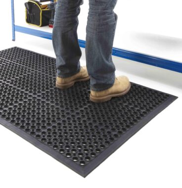 Non-slip rubber kitchen drainage mat