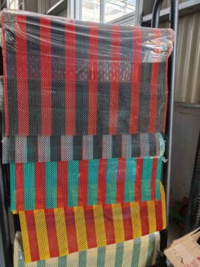 Anti-slip waterproof mat