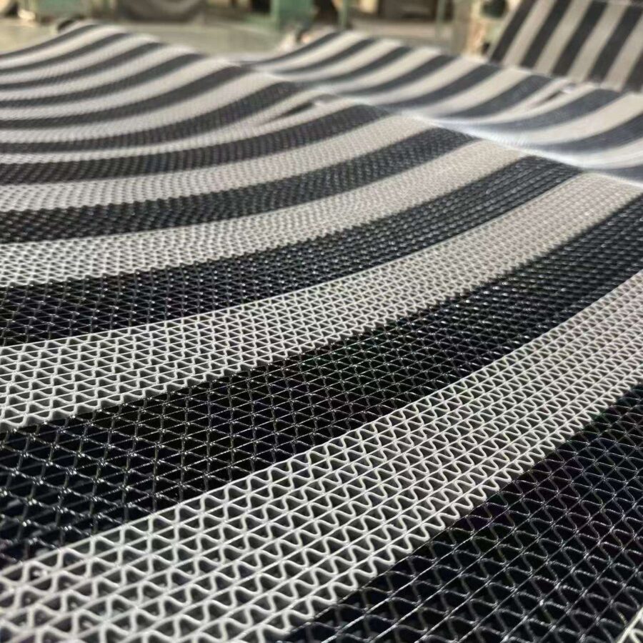 Anti-slip PVC wet area mat for swimming pool