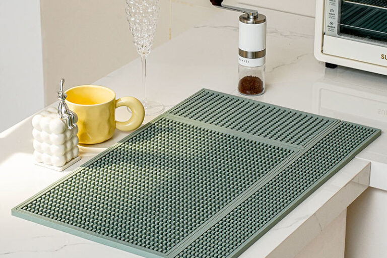 Anti-slip silicone PVC bar counter mat