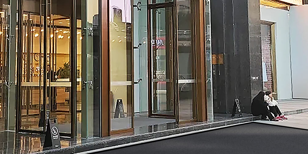 Commercial grade heavy duty entrance mat